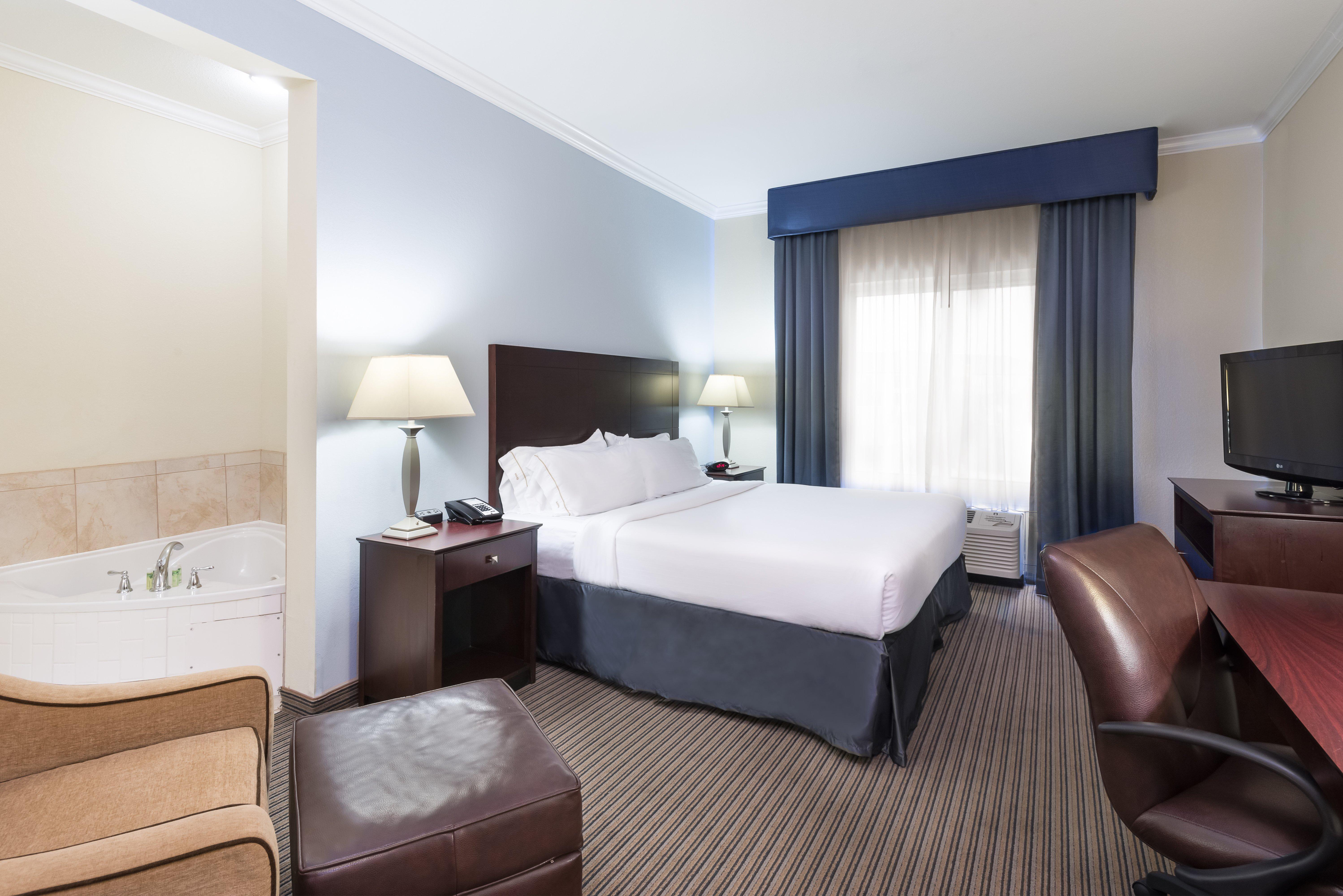 Holiday Inn Express Hotel & Suites New Iberia - Avery Island By Ihg Bagian luar foto